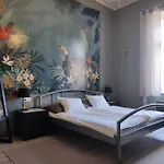 Deak Panzio Bed & Breakfast 3*