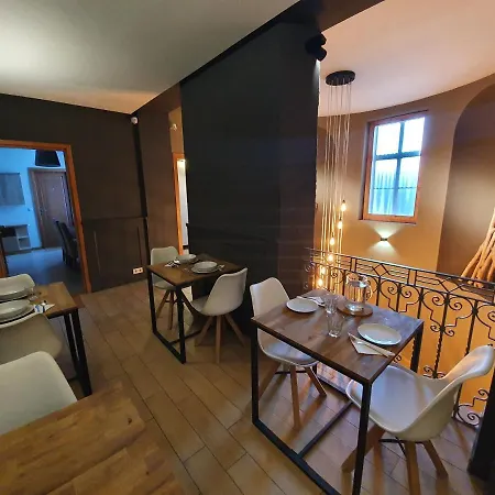 Deak Panzio Bed & Breakfast Nagykoros