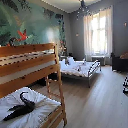 Deak Panzio Bed & Breakfast