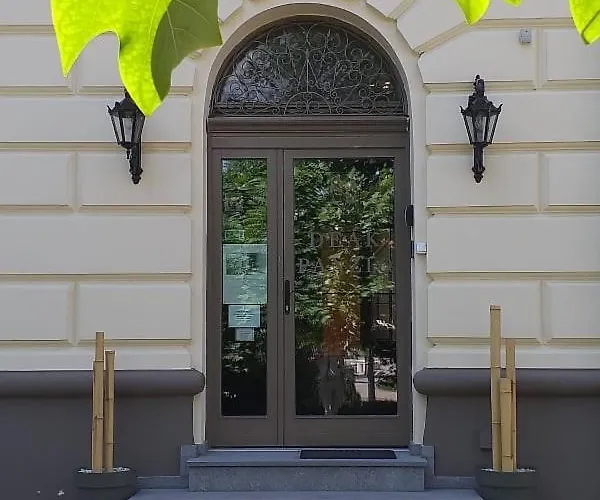 Deak Panzio לינה וארוחת בוקר